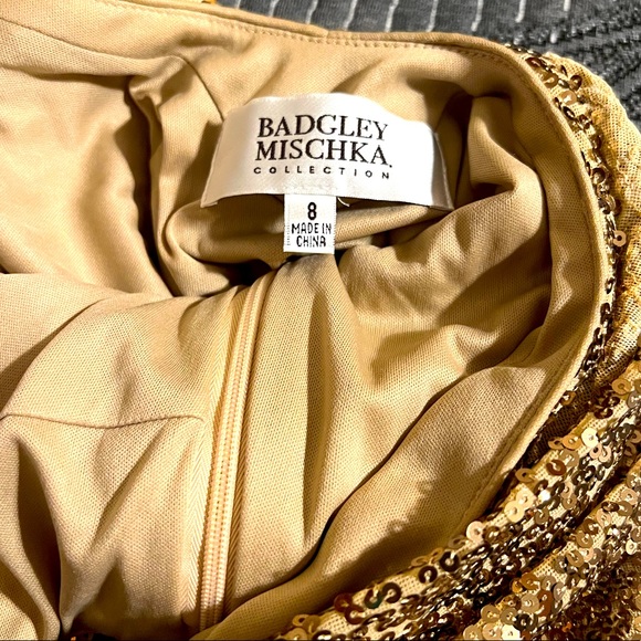 Badgley Mischka. Gold Sequin Cocktail Dress. Size 8. NWOT - Picture 8 of 10
